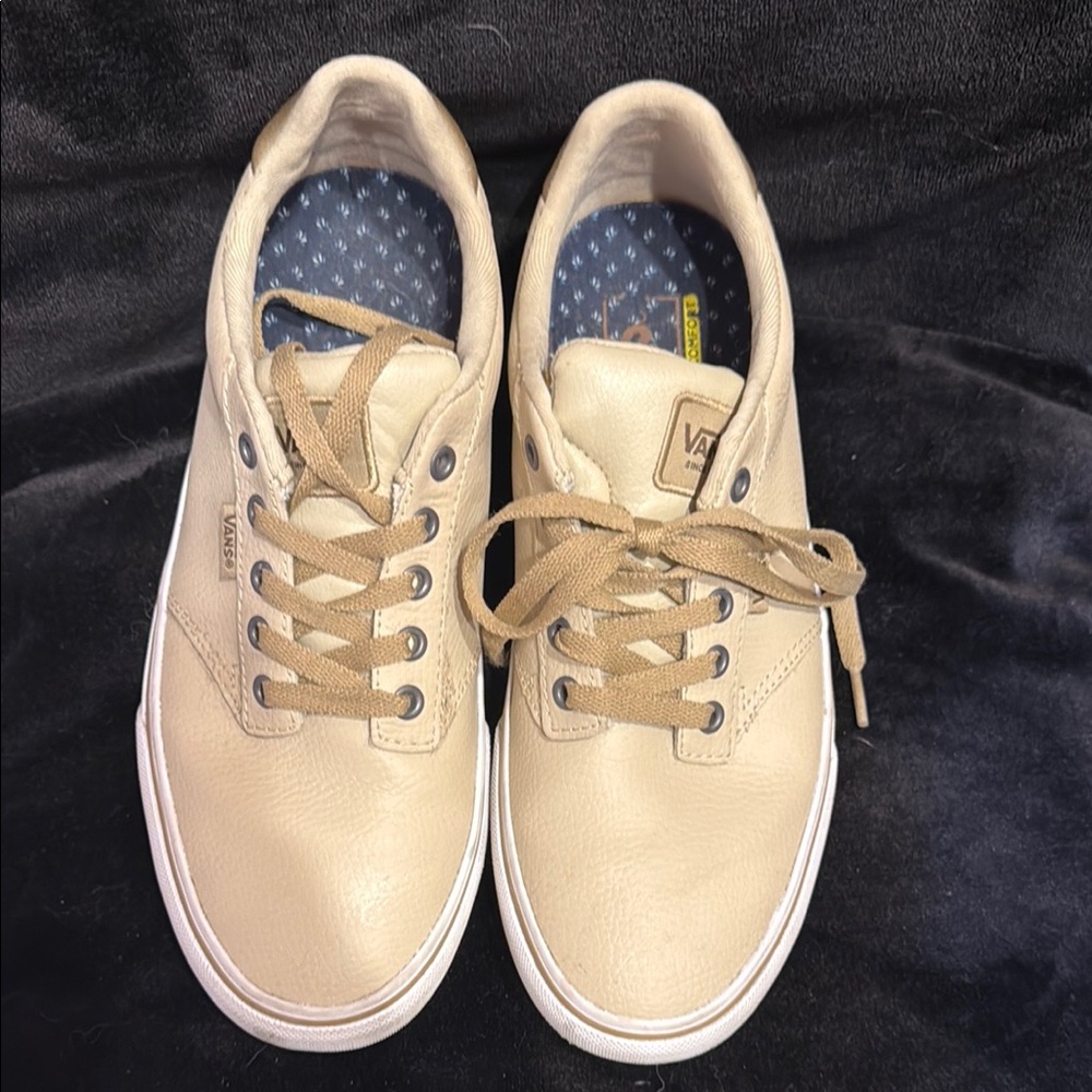 ⚜️ EUC Men's leather VANS Cream Sneakers Loafers sz 9